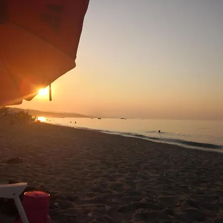 Calabria Matrimoniale 2 Per Al Mare- Franca קריאטי
