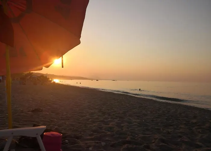 Calabria Matrimoniale 2 Per Al Mare- Franca Cariati